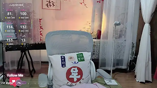 美女noomi-1111在线直播