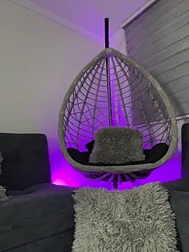 Samantha_Bernardo webcam