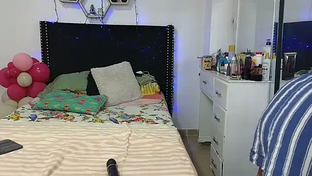 charlotte_077 webcam