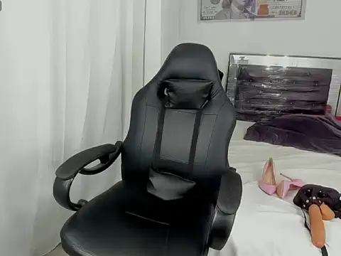 queen_findom1 webcam