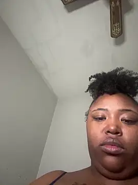 Chocolatebunnyxx96 webcam