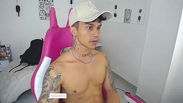 Leonard_Price webcam