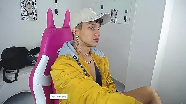 Leonard_Price live sex cam