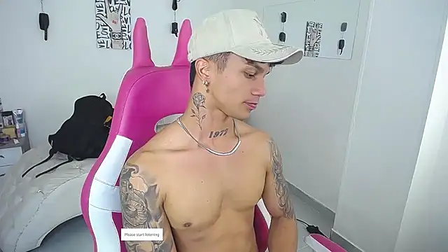 Leonard_Price webcam