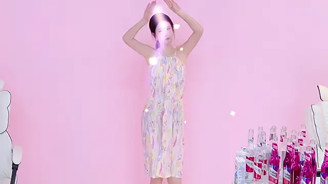 美女1X-one在线直播