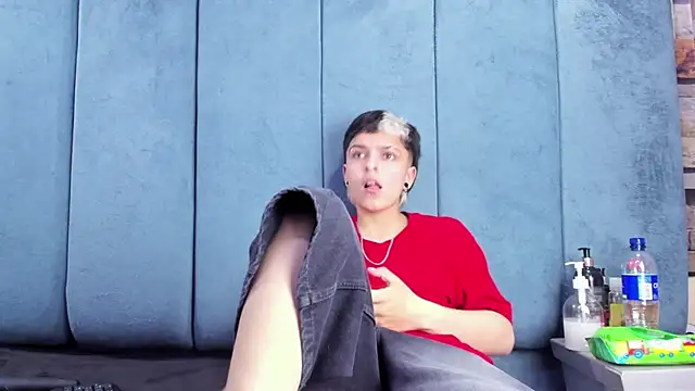 Megan_Thompson_ webcam