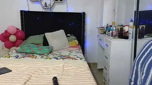 charlotte_077 webcam