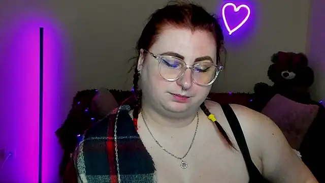 Alicia_love00 webcam