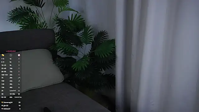 ClarineCasebolt webcam