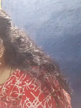 tamilthanushri webcam