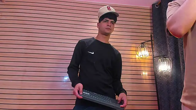 TheBatMansion webcam