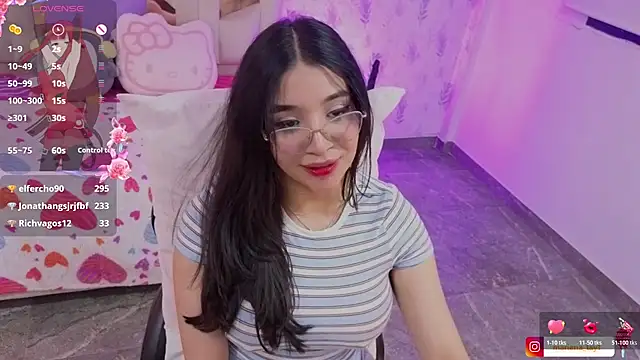 mariana_tay1 - MARIANA_TAY1's free webcam - UK Sex Cams