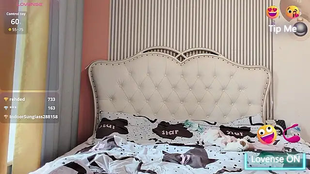 美女zhnlky在线直播