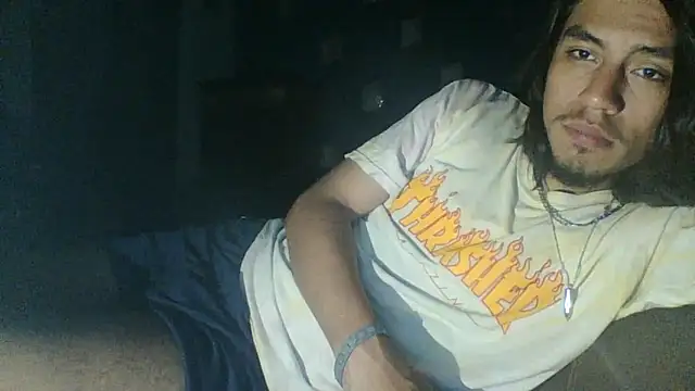 AlexAlejandro13 webcam