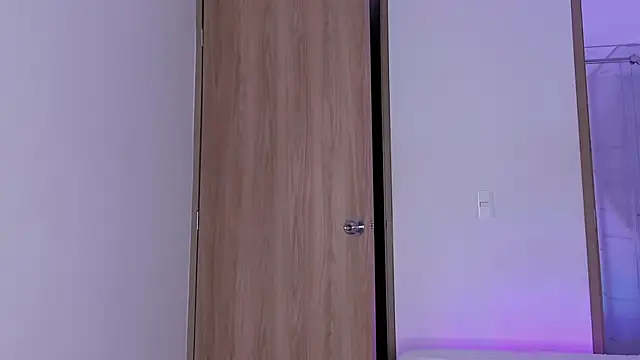 valeria__lewiis webcam