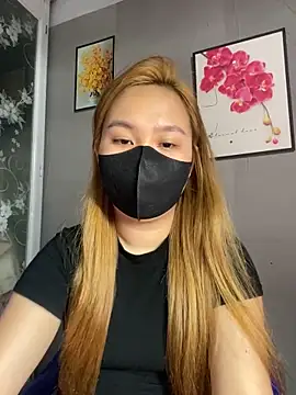 Almira6868 webcam