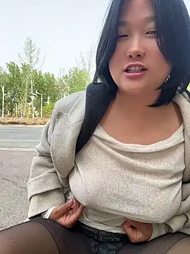 美女goudanlove在线直播