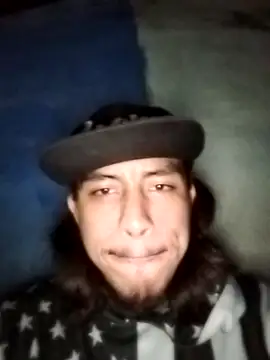 AlexAlejandro13 webcam