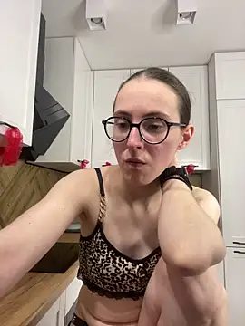 martiniiselenna - MartiniiSelenna's free webcam - UK Sex Cams