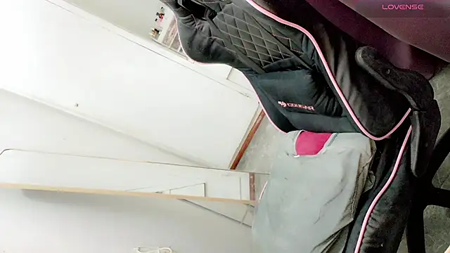 tgirljennie_69 webcam