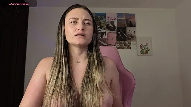 Veronika__Winslow_ webcam