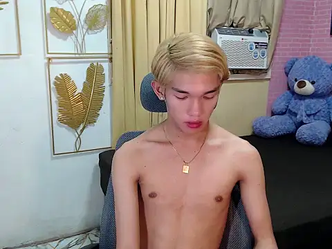 urasian_john18 webcam