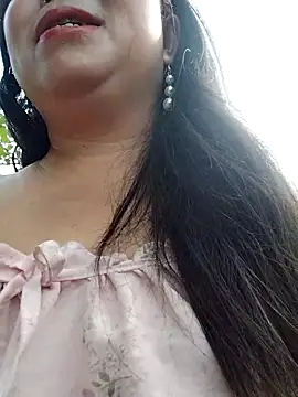 lusy-00 - Lusy-00's free webcam - UK Sex Cams