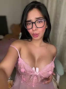 miasofia__ (F young) - control toy x 6 min🫣🔥🥵