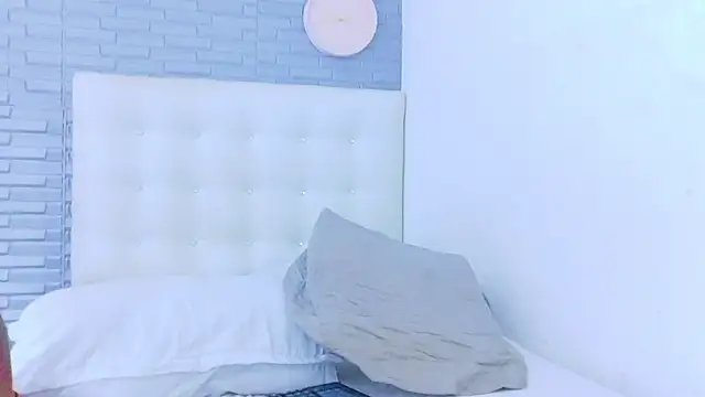 pervert_shydoll1 webcam