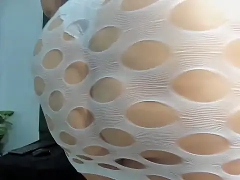 Violetcurvyasm webcam