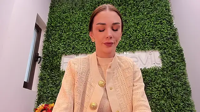 realhotfallingdevil (F young) - Orgasmic   SQUIRT !