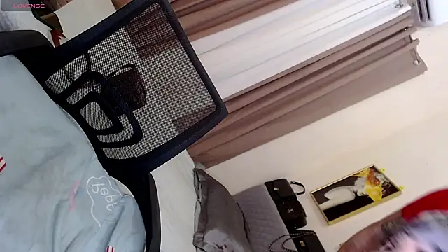 Thelordofcumsmegan webcam