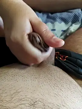 MadaamJizz_DickLewd webcam