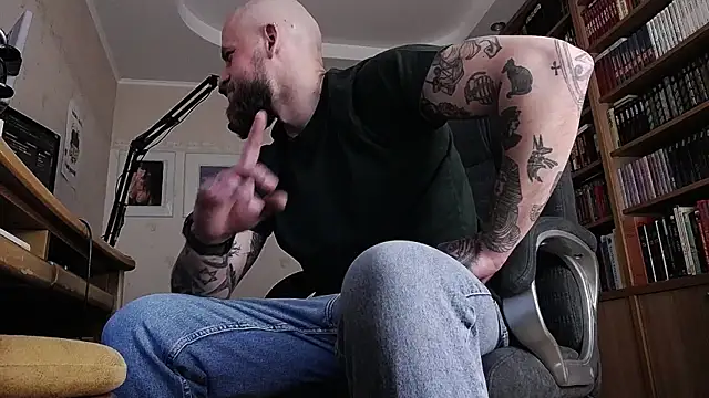 findomjason - FindomJason's free webcam - UK Sex Cams