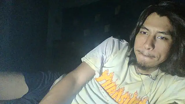 AlexAlejandro13 webcam