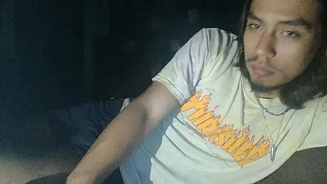 AlexAlejandro13 webcam