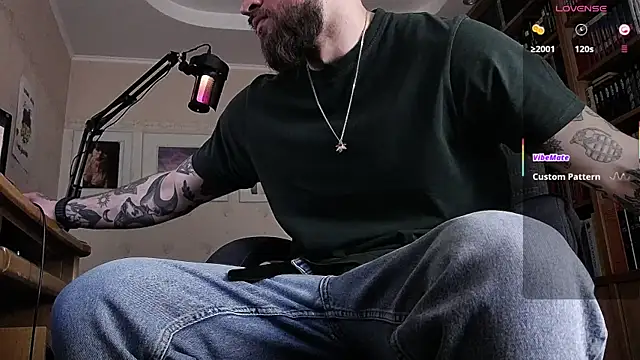 FindomJason live sex cam