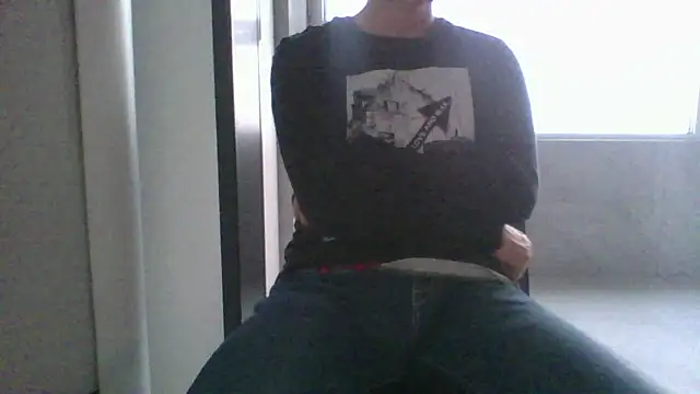 nole_china7 (Ask my age) - talk / fun / cum