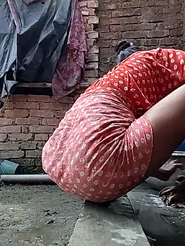 Webcam Model (Sweet-runi)  is live.Free join now!