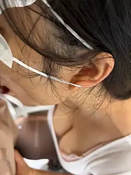 美女qwe522522在线直播