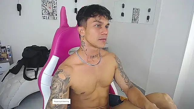 Leonard_Price live sex cam
