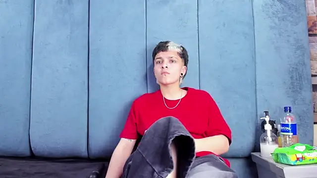 Megan_Thompson_ webcam