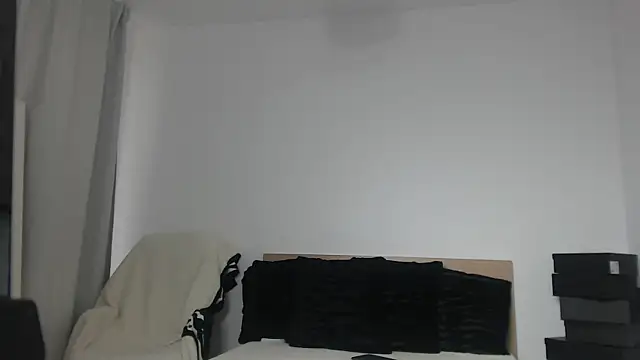 layla23a - Layla23a's free webcam - UK Sex Cams