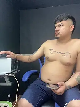 DickMasterfindom webcam