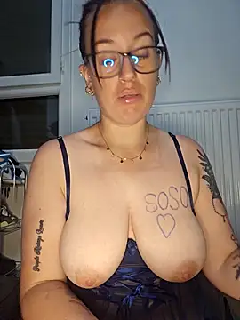 Lindsay_00off webcam