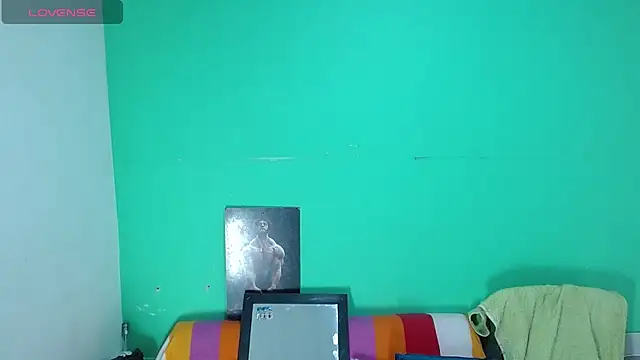 avaleri_cherry webcam