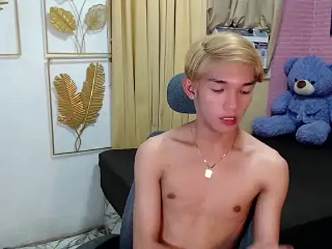 urasian_john18 webcam