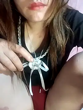 natra0033 - Natra0033's free webcam - UK Sex Cams