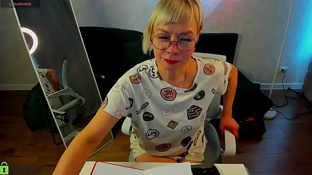 Ann_Annise webcam