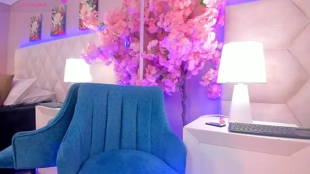 mia_bailey_ - Mia_Bailey_'s free webcam - UK Sex Cams